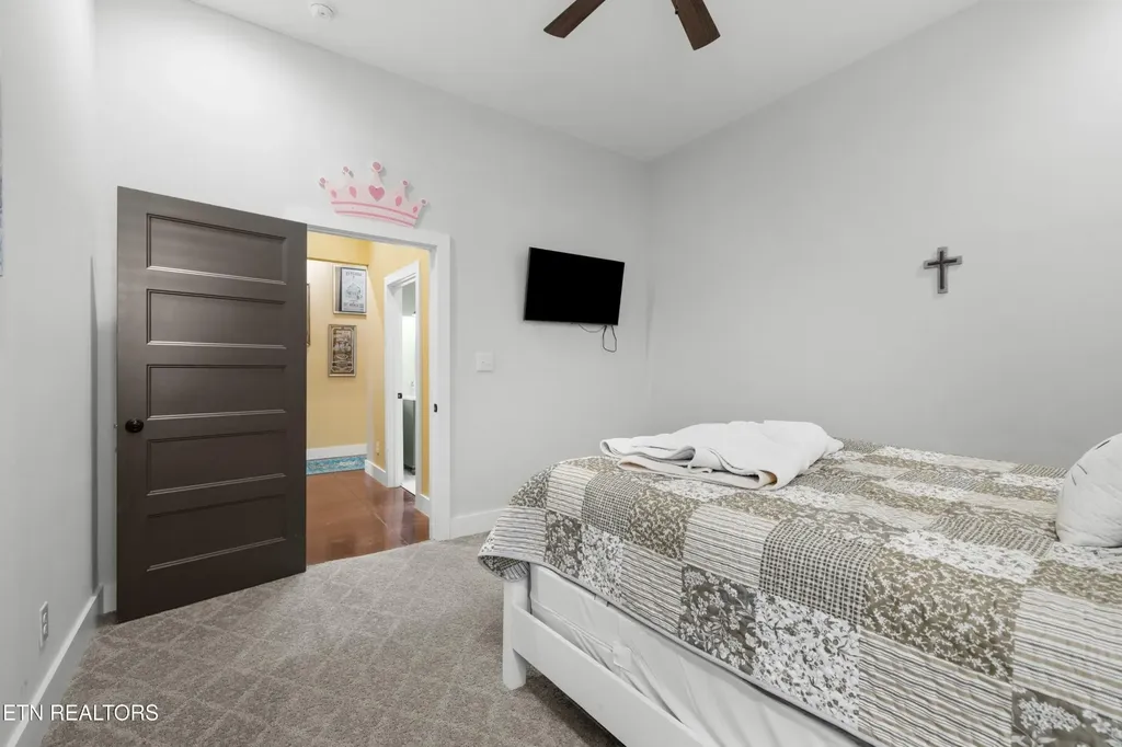 559 Morie Road Dandridge TN 37725