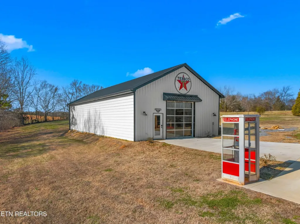 559 Morie Road Dandridge TN 37725
