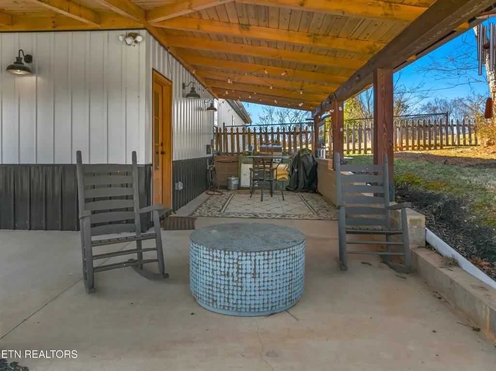 559 Morie Road Dandridge TN 37725