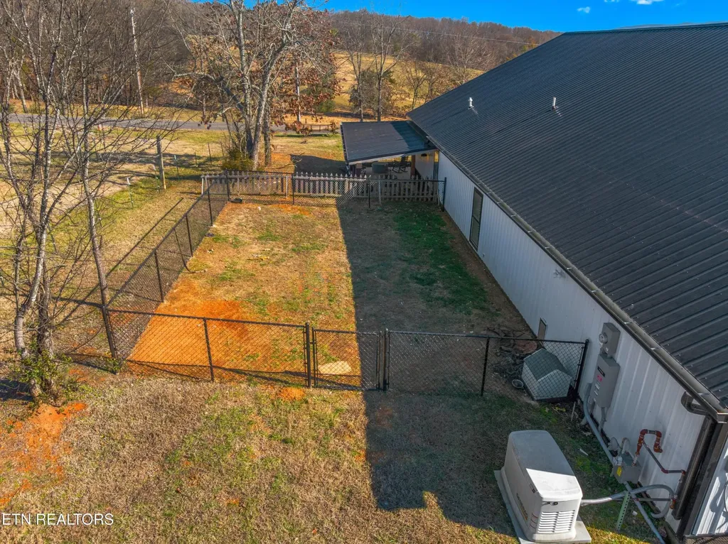 559 Morie Road Dandridge TN 37725