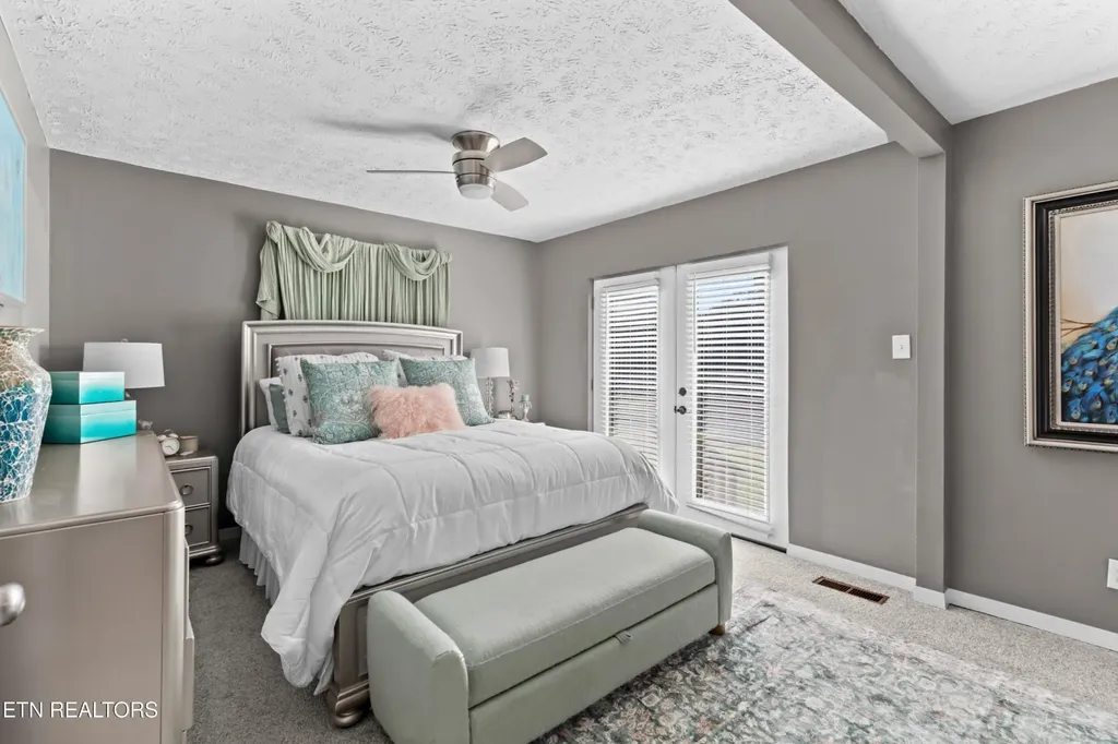 6220 Roscoe Lane Knoxville TN 37914