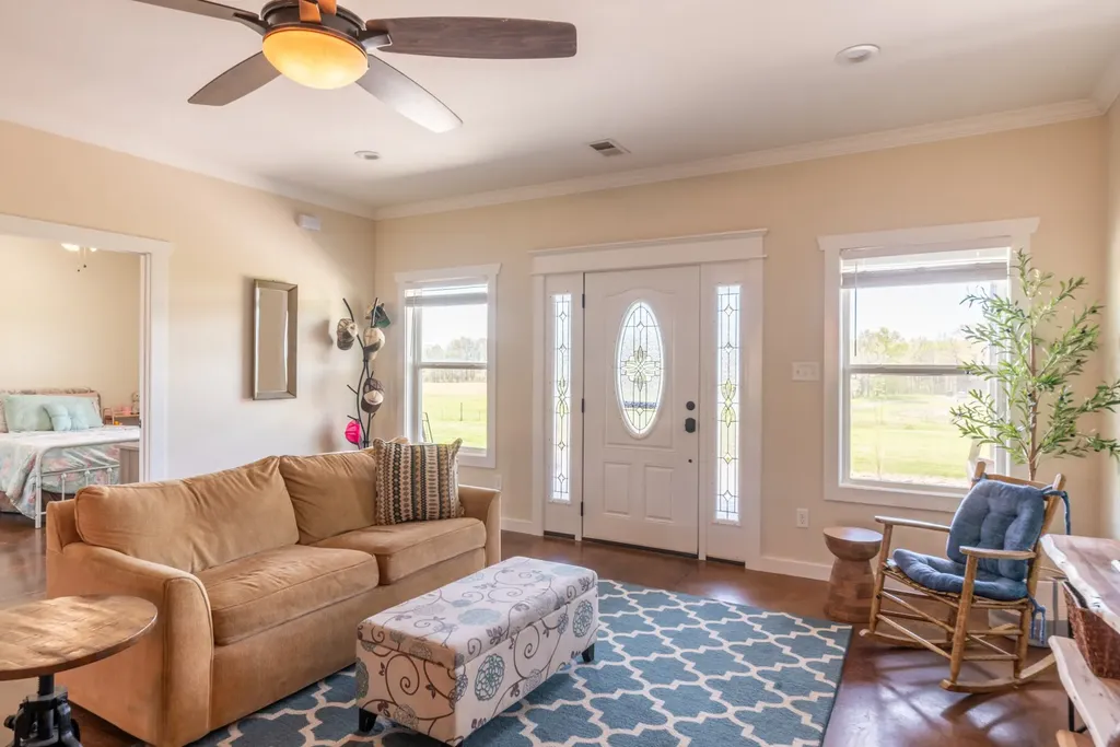 202 Rocky Drive Dickson TN 37055