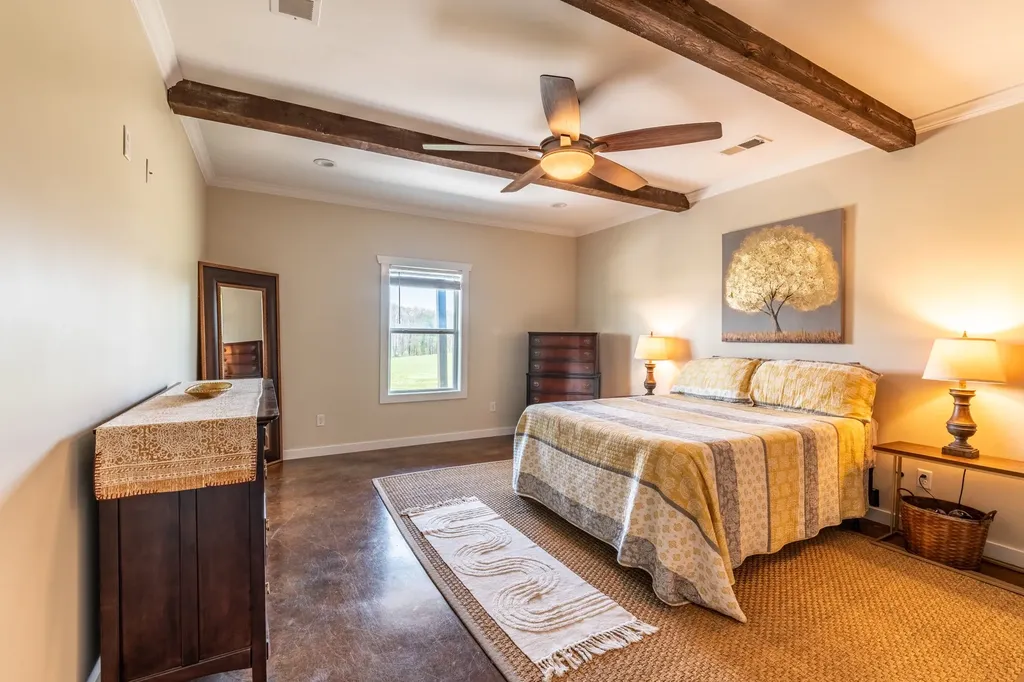 202 Rocky Drive Dickson TN 37055