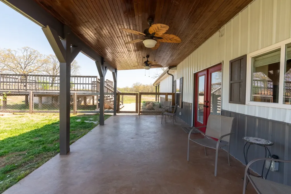 202 Rocky Drive Dickson TN 37055
