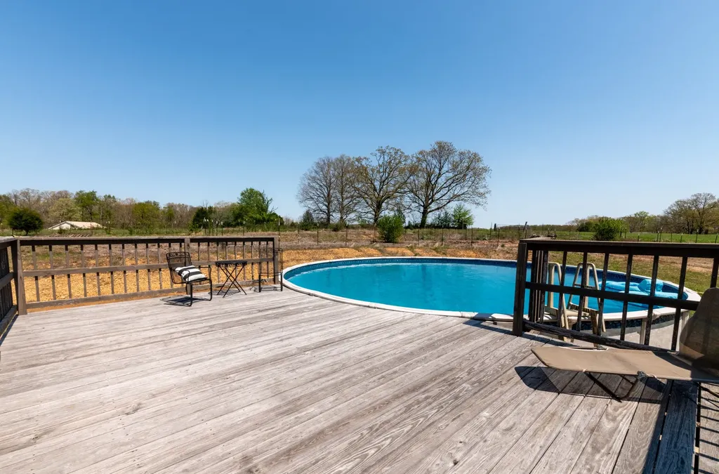 202 Rocky Drive Dickson TN 37055