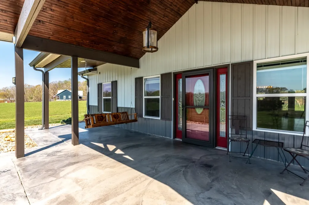 202 Rocky Drive Dickson TN 37055