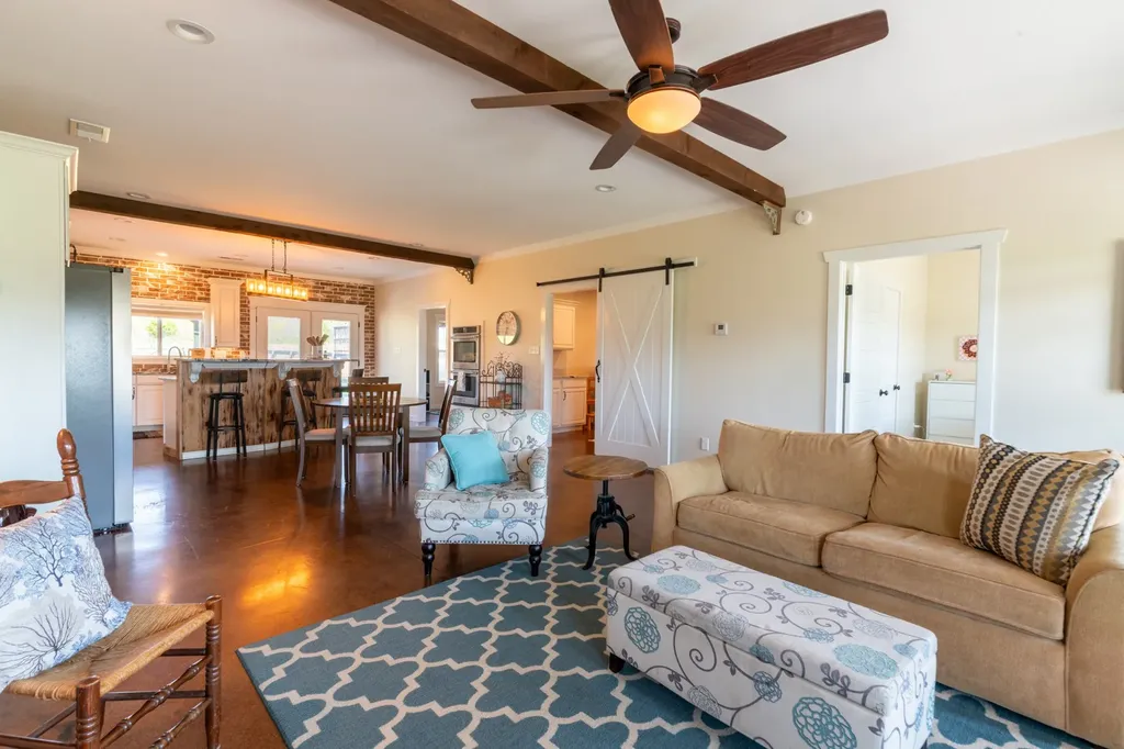 202 Rocky Drive Dickson TN 37055