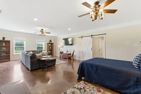 202 Rocky Drive Dickson TN 37055