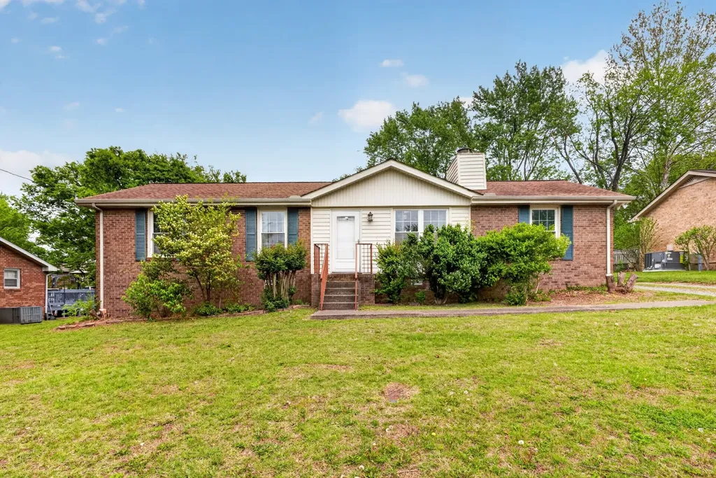 120 Hillwood Drive Hendersonville TN 37075