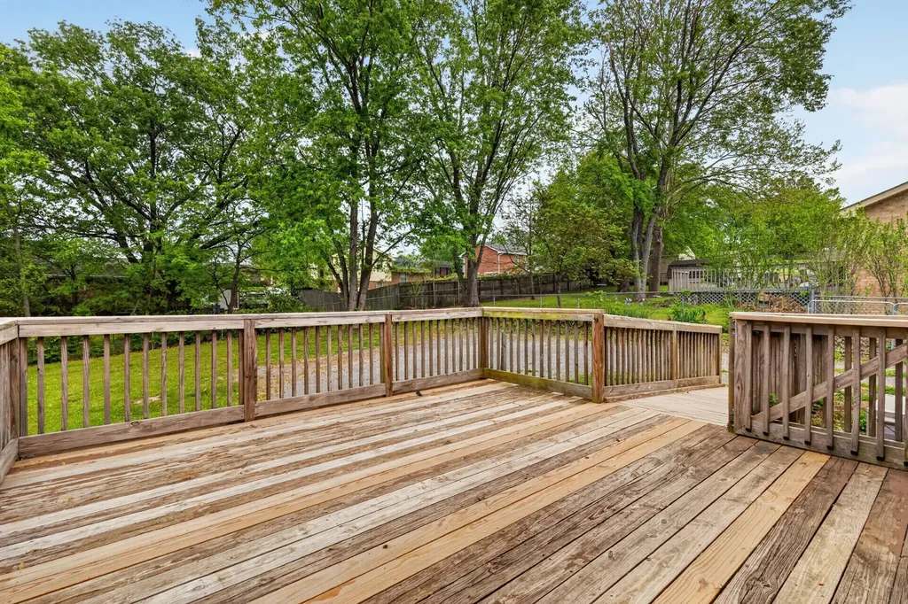 120 Hillwood Drive Hendersonville TN 37075