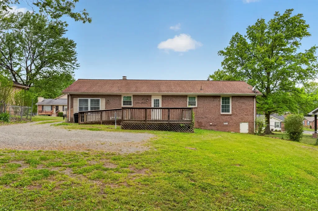 120 Hillwood Drive Hendersonville TN 37075