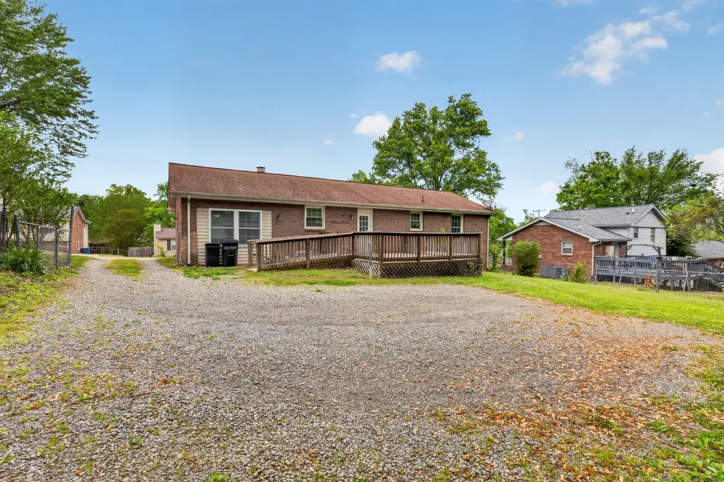 120 Hillwood Drive Hendersonville TN 37075