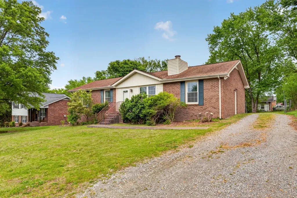 120 Hillwood Drive Hendersonville TN 37075