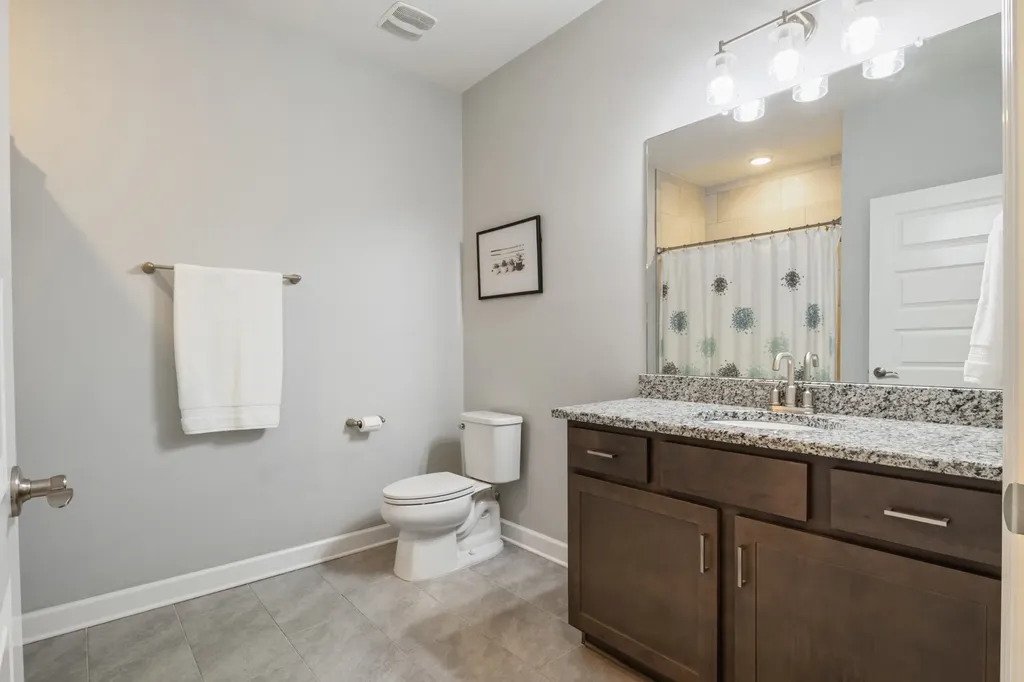 7483 Highway 70 S Nashville TN 37221