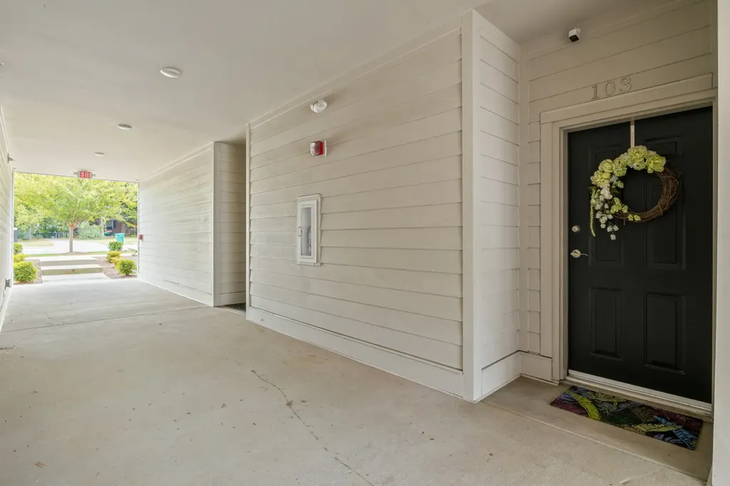 7483 Highway 70 S Nashville TN 37221