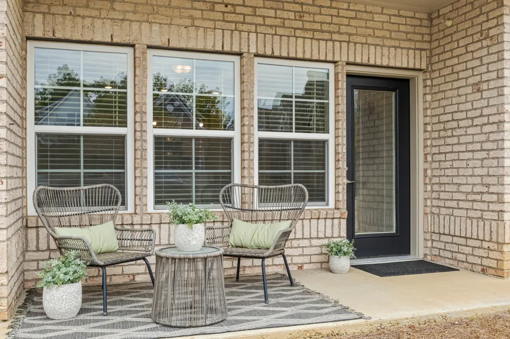 7483 Highway 70 S Nashville TN 37221