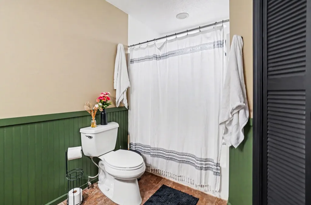 5918 Colchester Drive Hermitage TN 37076
