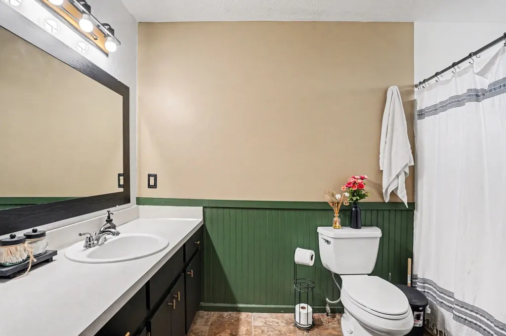 5918 Colchester Drive Hermitage TN 37076