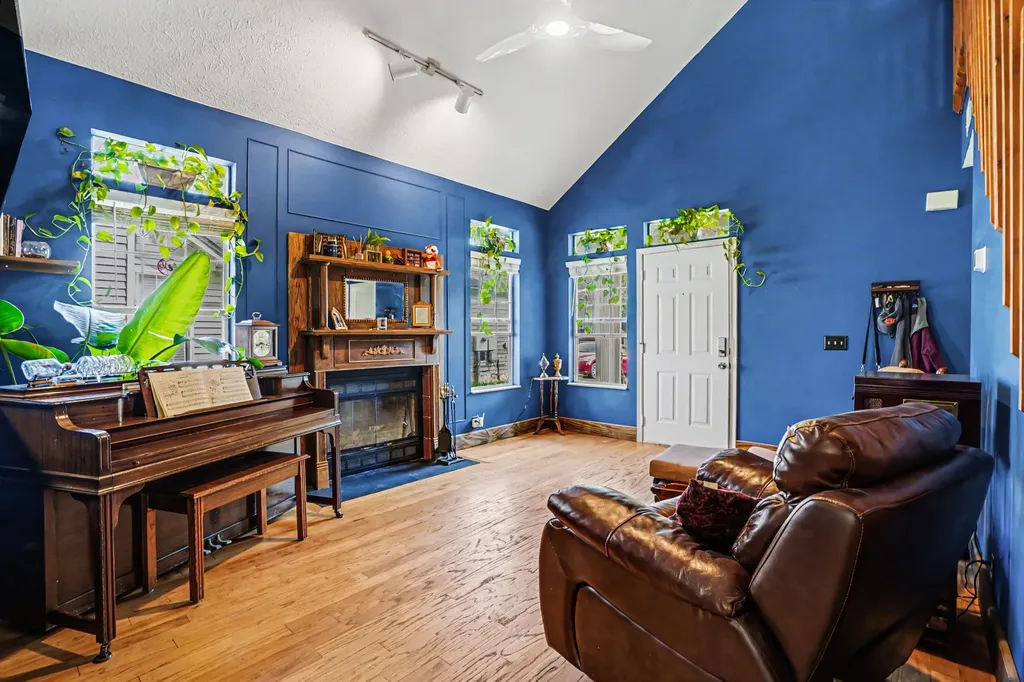 5918 Colchester Drive Hermitage TN 37076