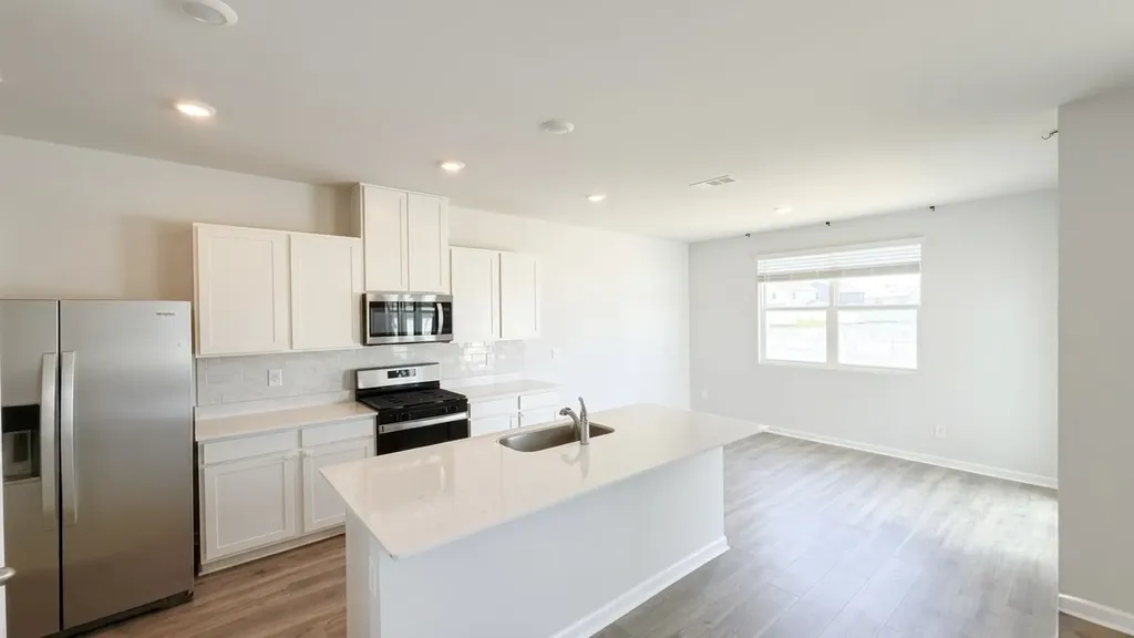 7206 Golden Way White House TN 37188