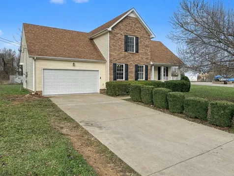 1142 Lamont Court Clarksville TN 37042