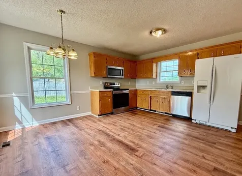 1142 Lamont Court Clarksville TN 37042