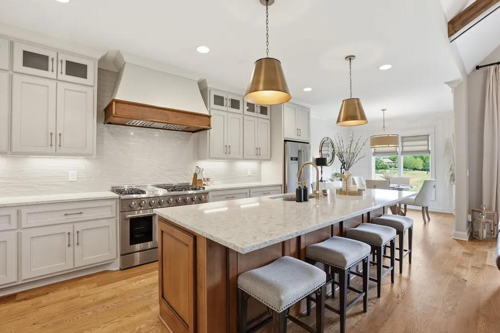 307 Five Oaks Boulevard Lebanon TN 37087