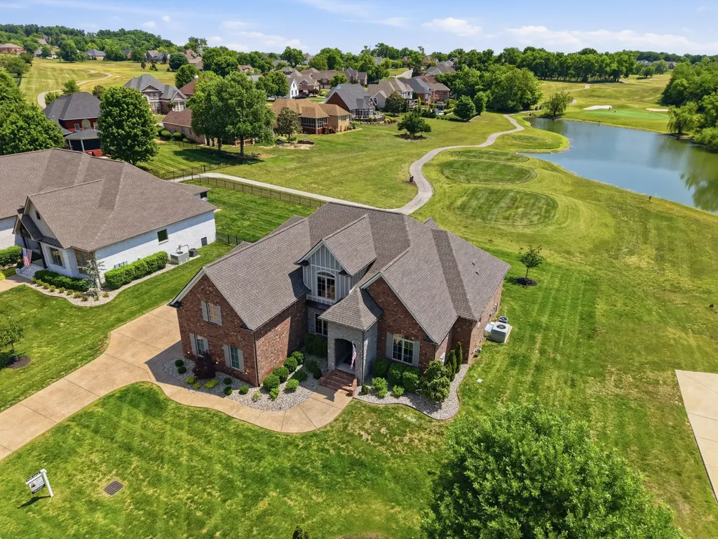 307 Five Oaks Boulevard Lebanon TN 37087
