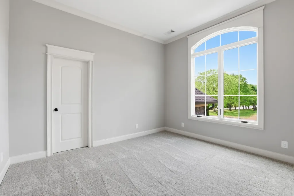 307 Five Oaks Boulevard Lebanon TN 37087