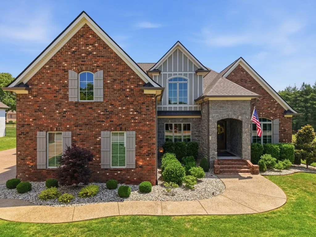 307 Five Oaks Boulevard Lebanon TN 37087