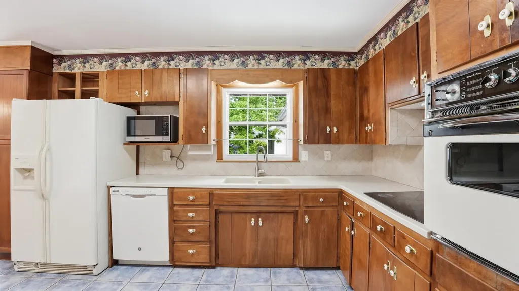 1205 Woodcrest Drive Manchester TN 37355