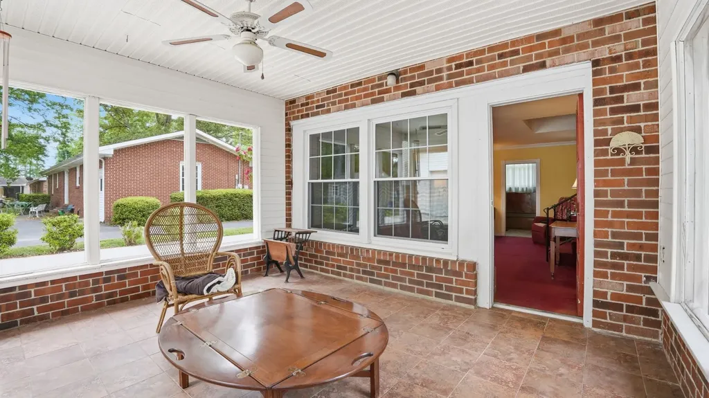 1205 Woodcrest Drive Manchester TN 37355
