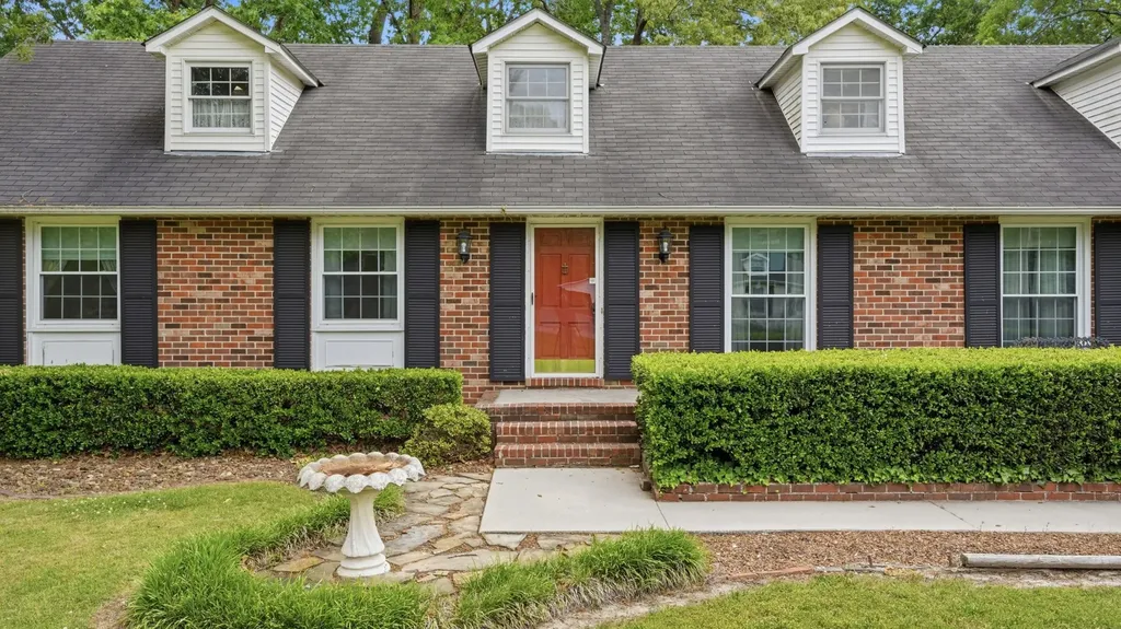 1205 Woodcrest Drive Manchester TN 37355