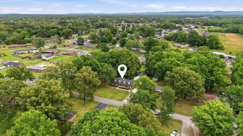 1205 Woodcrest Drive Manchester TN 37355