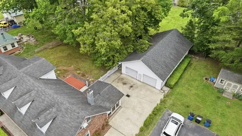 1205 Woodcrest Drive Manchester TN 37355