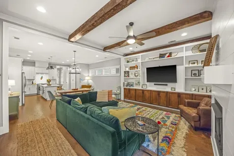 1319B Meridian Street Nashville TN 37207