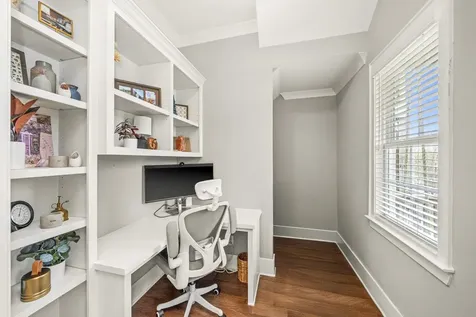 1319B Meridian Street Nashville TN 37207