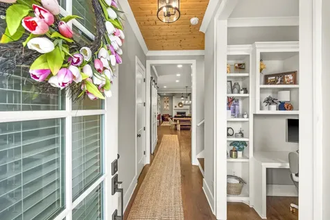 1319B Meridian Street Nashville TN 37207