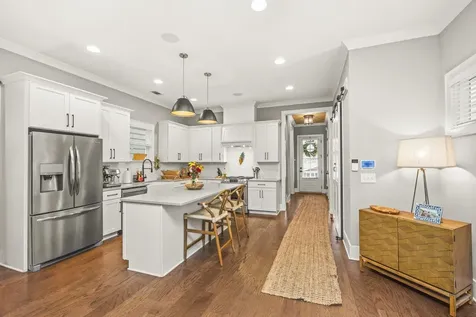 1319B Meridian Street Nashville TN 37207