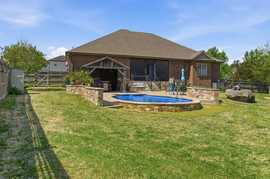 605 Concord Drive Gallatin TN 37066