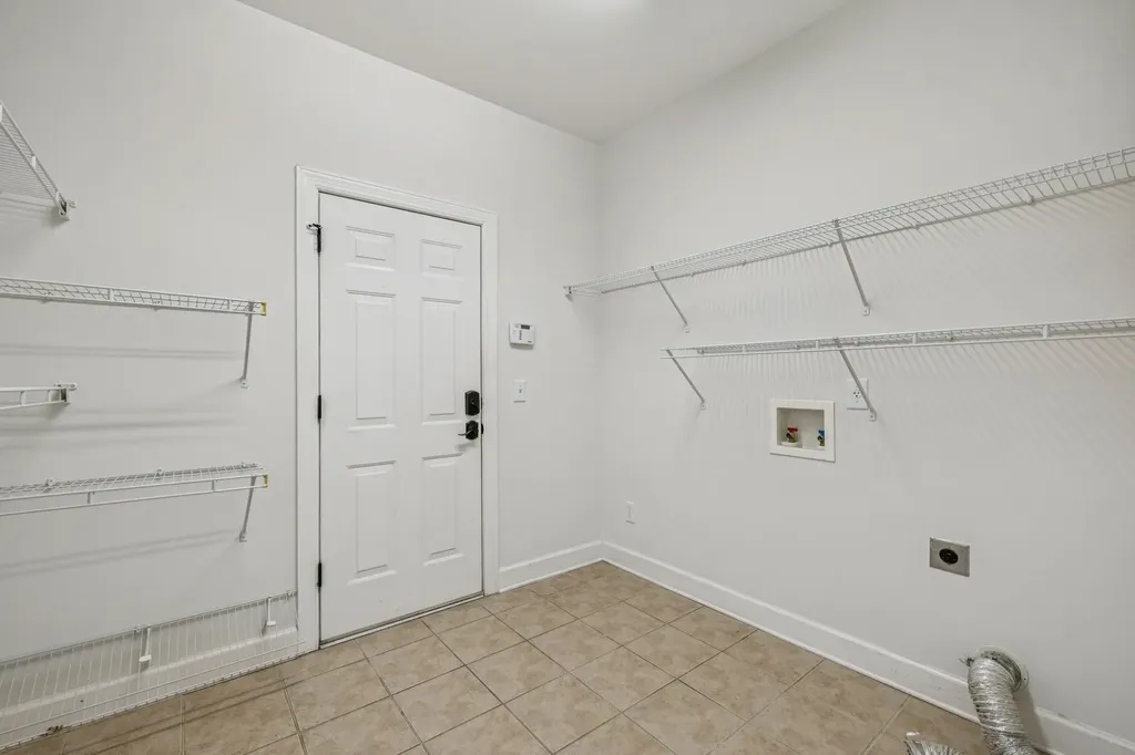 1113B Biltmore Drive Nashville TN 37204