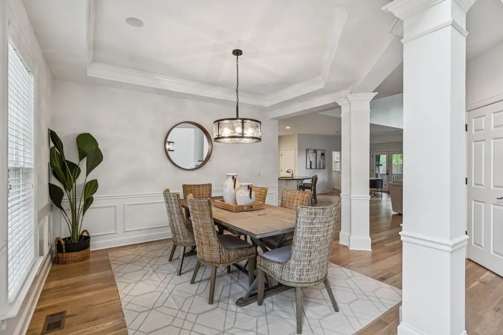 1113B Biltmore Drive Nashville TN 37204