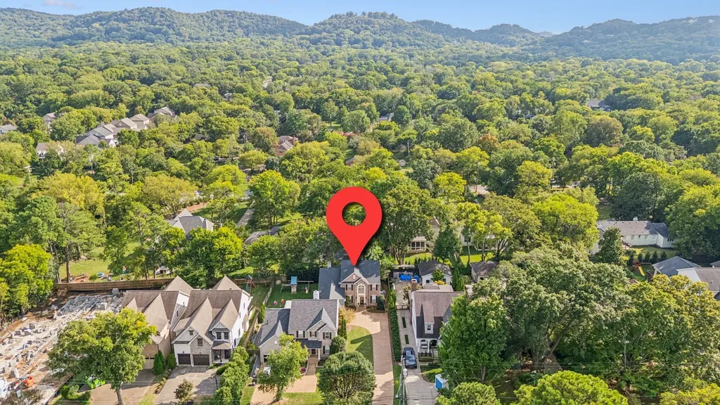 1113B Biltmore Drive Nashville TN 37204