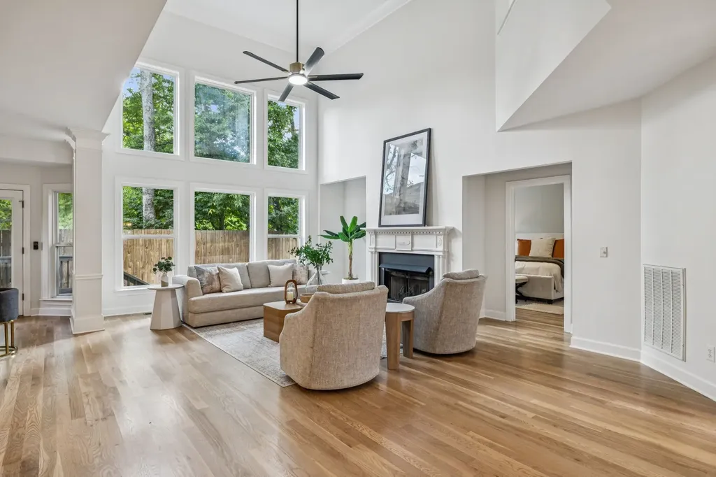 1113B Biltmore Drive Nashville TN 37204