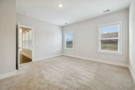 428 Triple Crown Circle Gallatin TN 37066