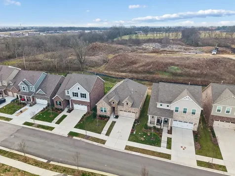 428 Triple Crown Circle Gallatin TN 37066