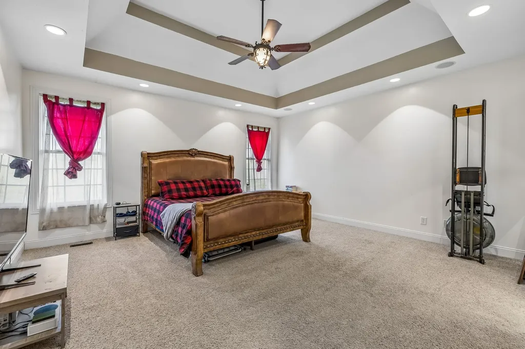 2456 Settlers Trace Clarksville TN 37043