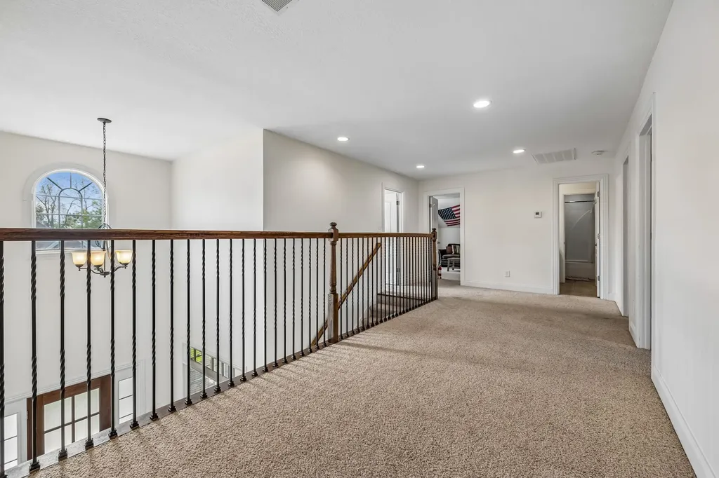 2456 Settlers Trace Clarksville TN 37043
