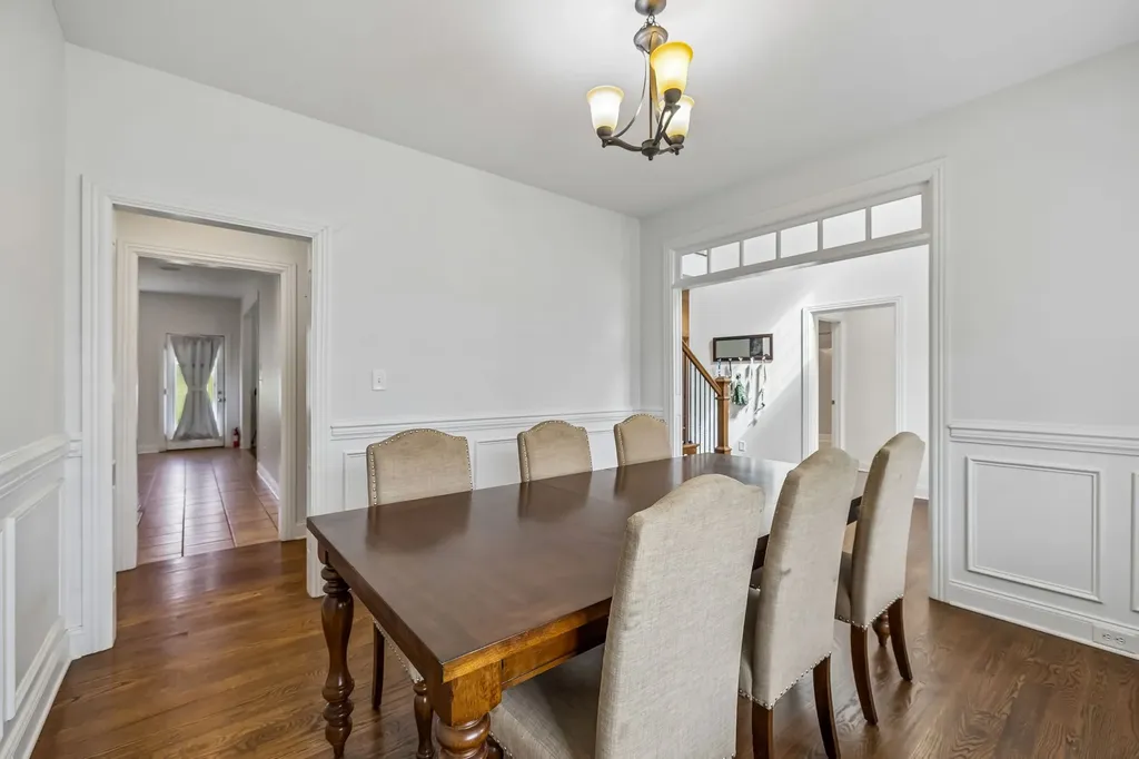 2456 Settlers Trace Clarksville TN 37043