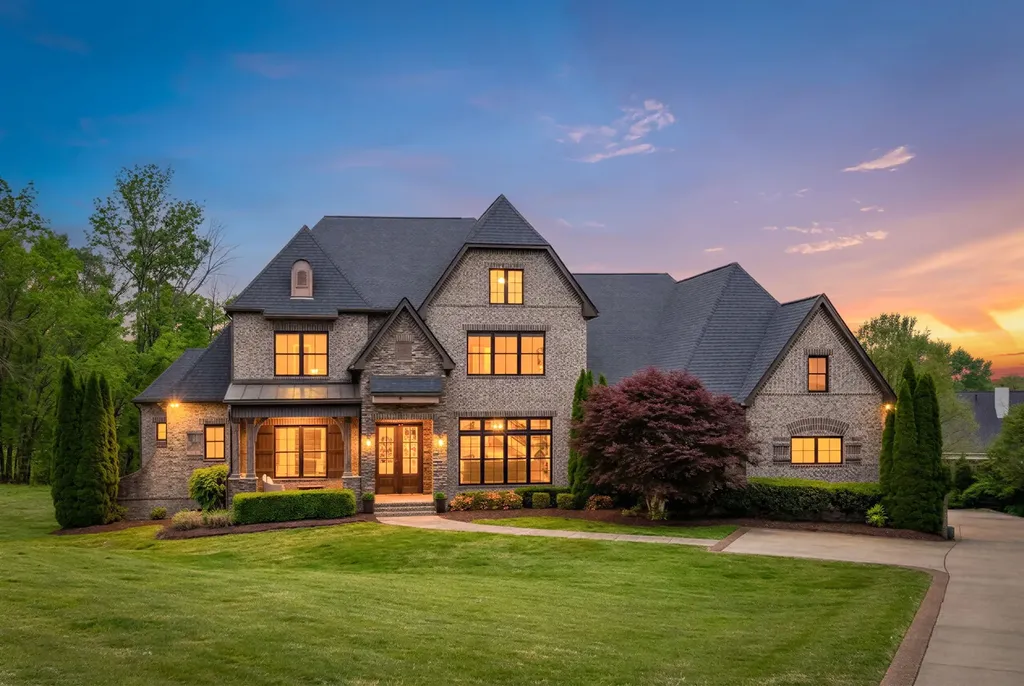 2713 Deer Haven Court Franklin TN 37067
